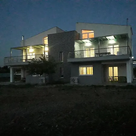 Apartman Garden's Sunset Vikos